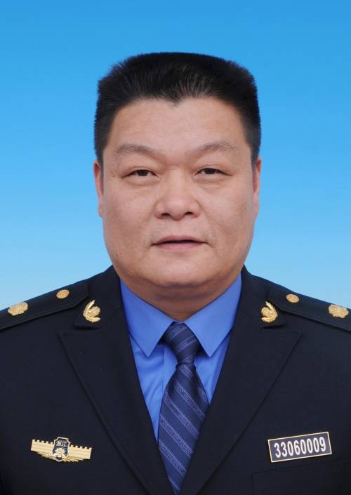 周卫星（浙江省绍兴市综合行政执法局党委委员，绍兴市综合行政执法队副队长）