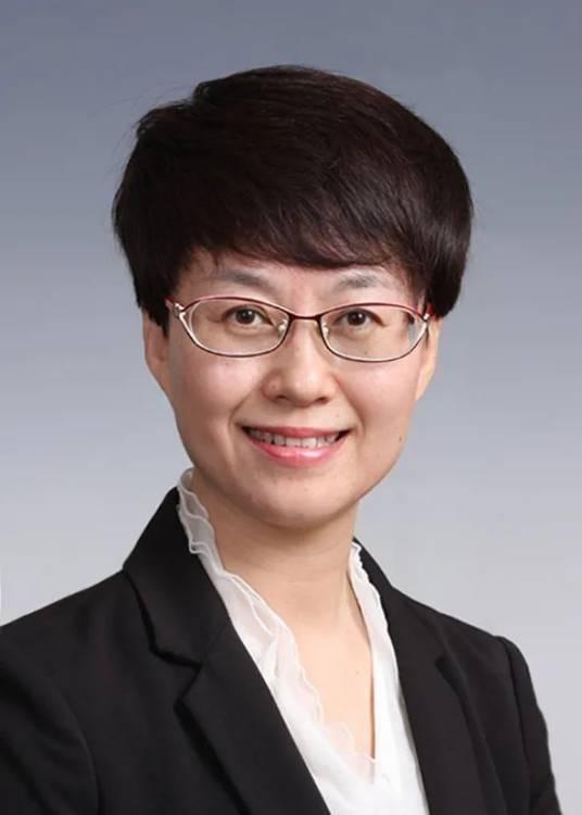 张晓磊（上海市长宁区委统战部副部长、区工商联党组书记）