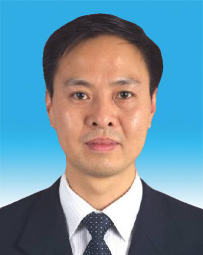 石山（成都市纪委常委、市纪委秘书长）