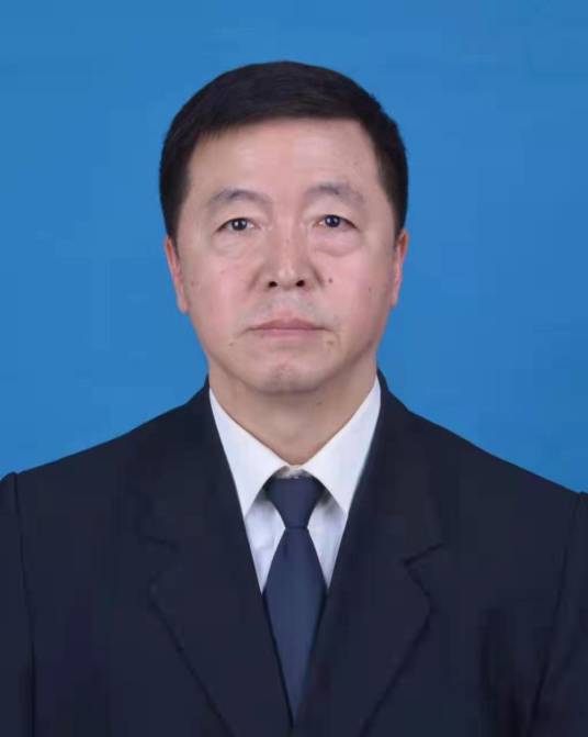 潘军伟（黑龙江省齐齐哈尔市碾子山区委常委、政法委书记）
