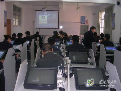 良渚成人文化技术学校