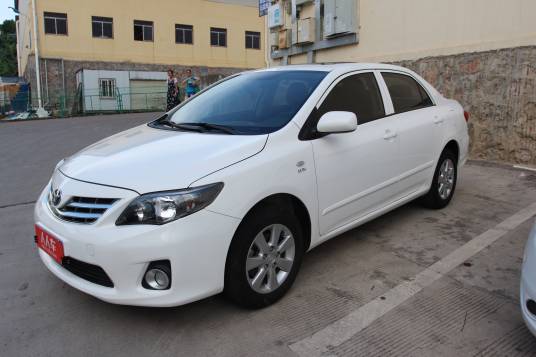 2013款卡罗拉特装版 1.6L 自动GL