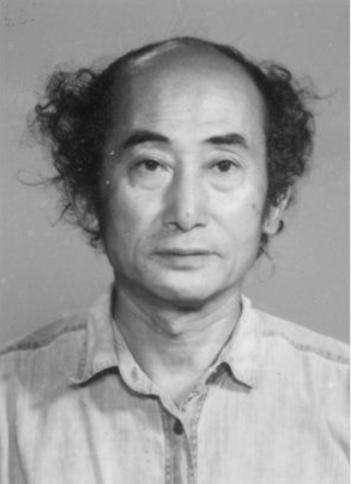 刘湛秋