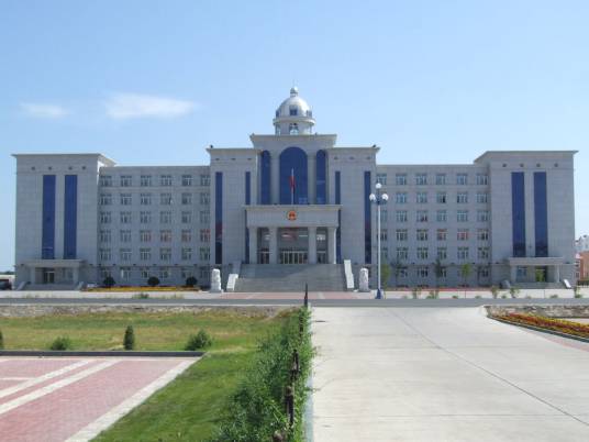 乌兰浩特市人民法院
