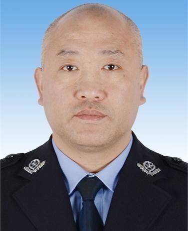 赵吉春（重庆市合川区人民政府党组成员、副区长，区公安局党委书记、局长，督察长（兼））
