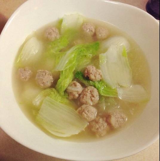 白菜肉丸汤