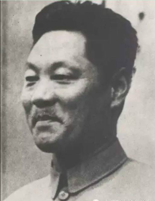 吴立人（成都电讯工程学院首任校长）