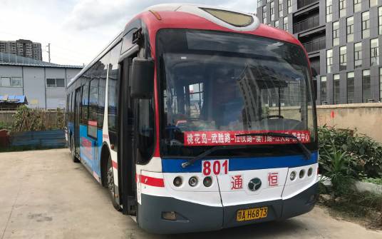武汉公交801路