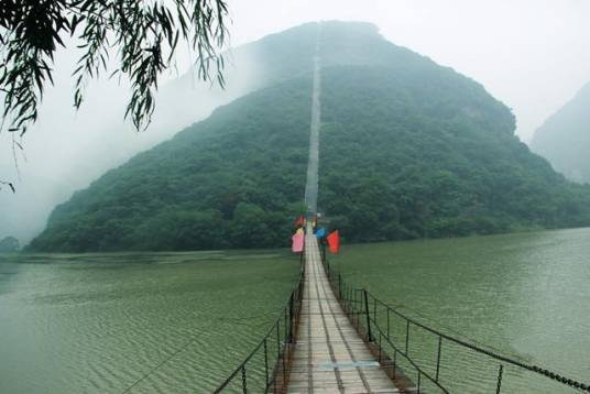 山里泉旅游风景区