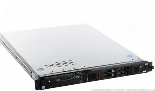IBM System x3250 M3（一款单插槽服务器）
