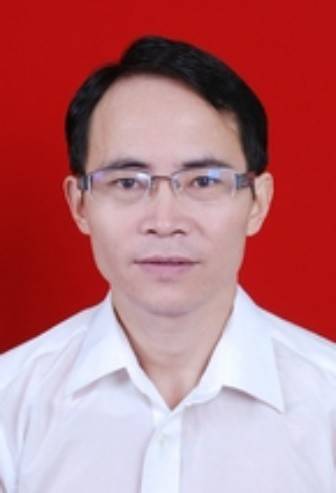 李健华（安徽省黄山市黄山区统计局一级主任科员）