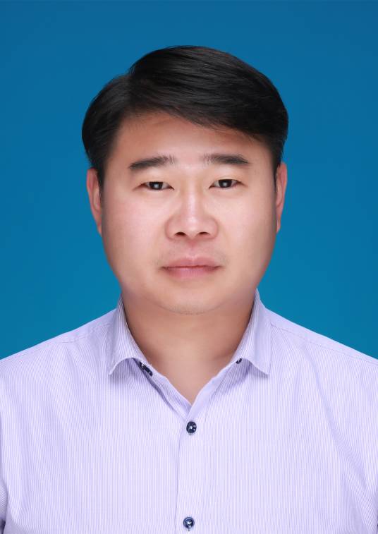 许家伟（河南省洛阳市孟津区人民政府党组成员、副区长）