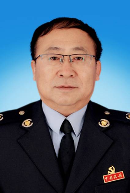高军（国家税务总局靖边县税务局党委委员、副局长）