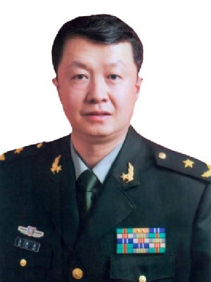 吴亚非（江西省军区原司令员）