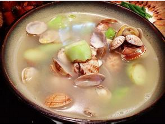 花蛤丝瓜汤