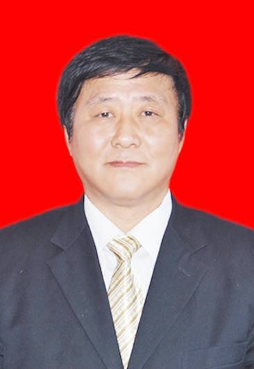 张显明（长白山管委会环境与资源保护局局长）