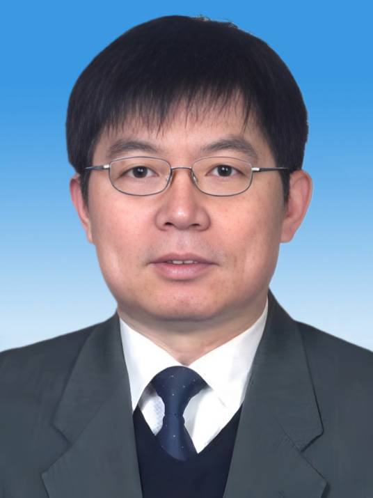 李卫（第十四届全国政协常委、磁学与磁性材料专家、中国工程院院士）
