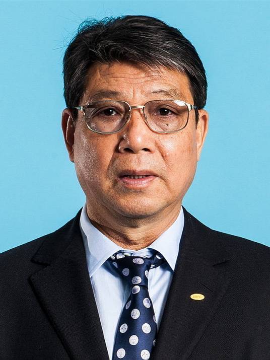 徐根宝（上海上港集团足球俱乐部总顾问）