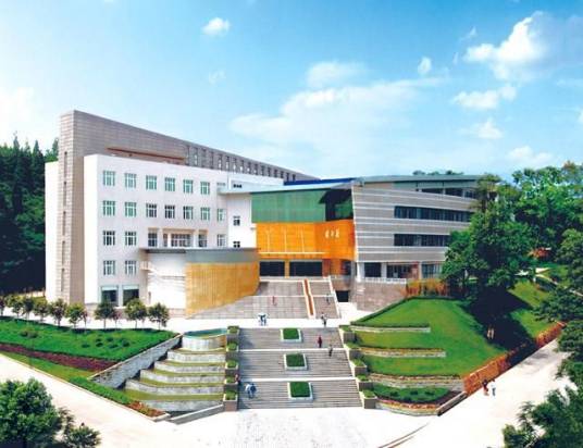 广东医科大学图书馆