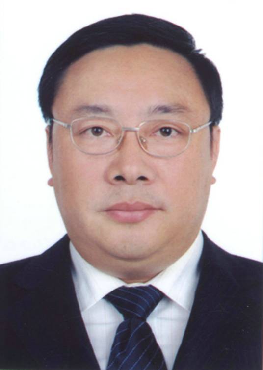杨再春（贵州省总工会原党组书记、副主席，贵州省人大法制委员会原副主任委员）