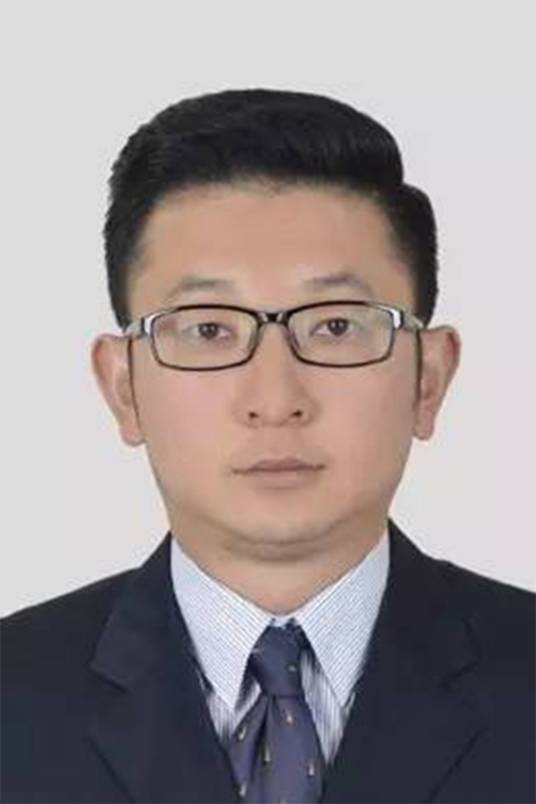 周志坚（云南省丽江市交通运输局党组书记、局长，机关党委书记）