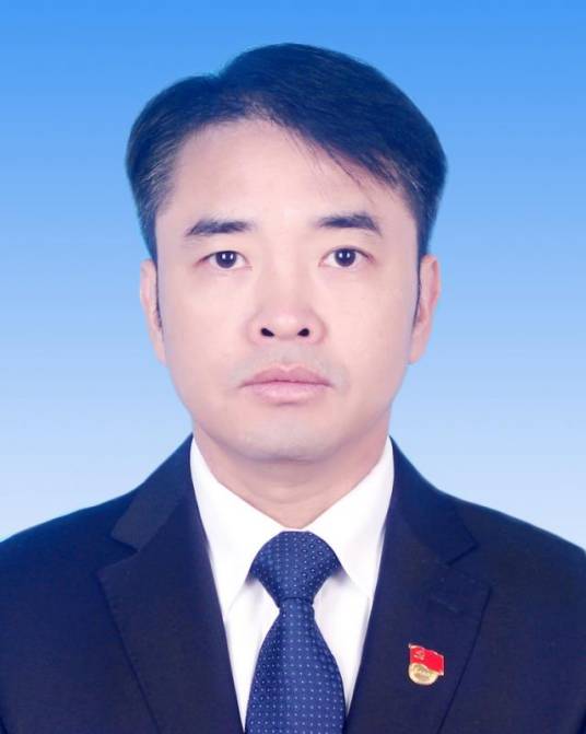 李先刚（湖北省荆州市江陵县委副书记、县长）