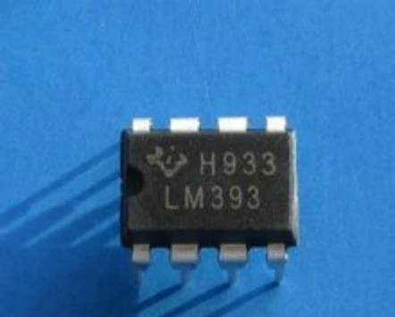 LM393