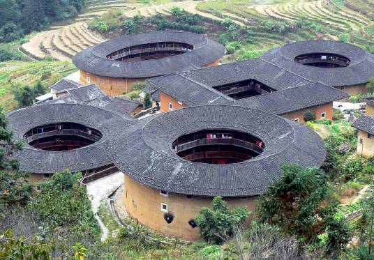 福建土楼（中国传统民居建筑）