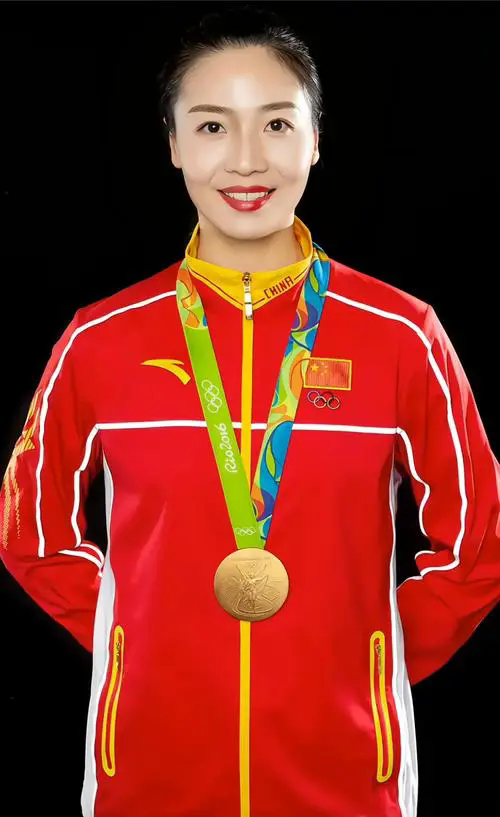 魏秋月（中国前女子排球运动员）
