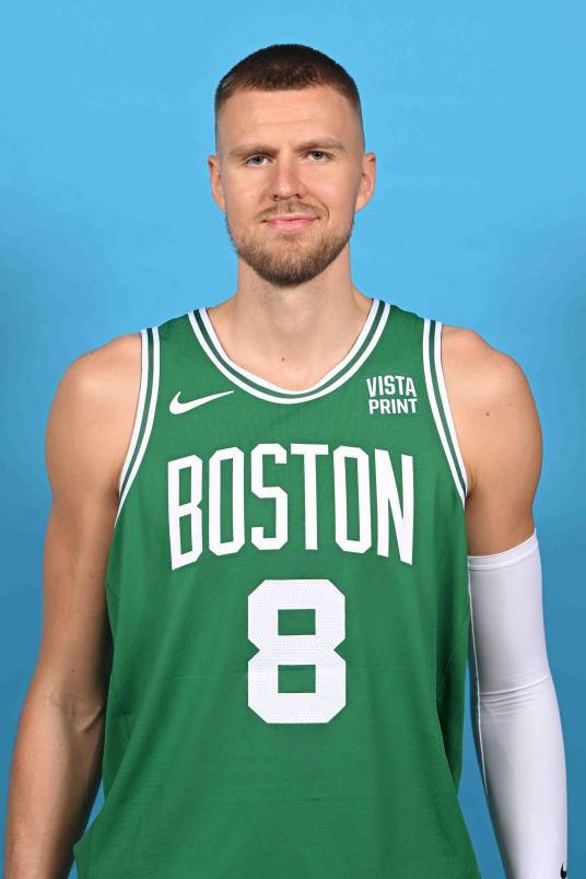 克里斯塔普斯·波尔津吉斯