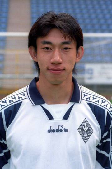 周宁（中国足球运动员）