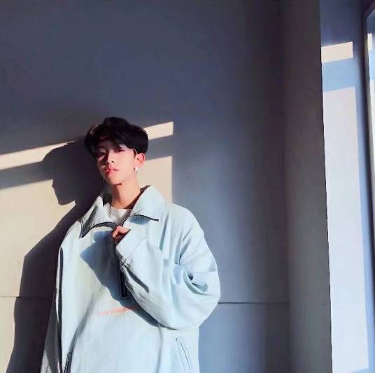 黑桃K（中国内地男歌手）