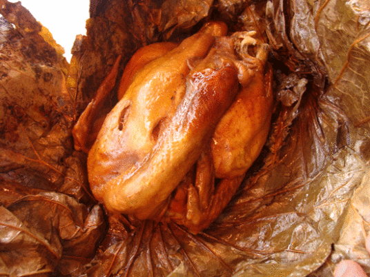 叫花鸡（江苏省常熟市传统名菜）