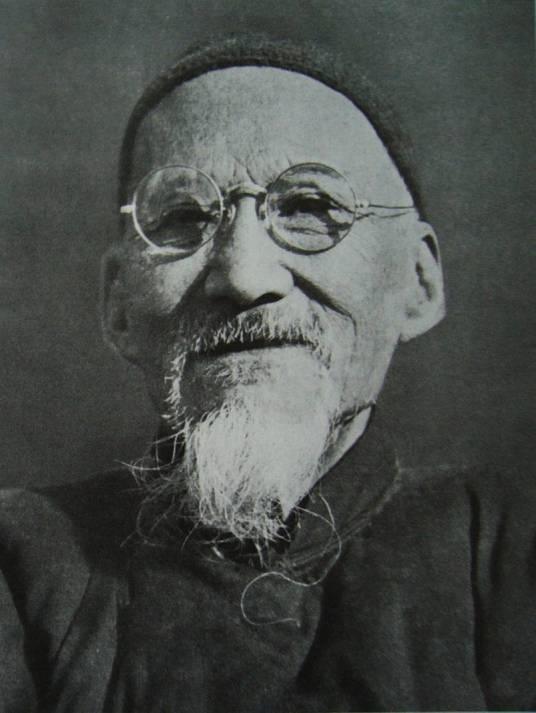 黄宾虹（中国近现代国画家、书法家、篆刻家、诗人、艺术教育家）