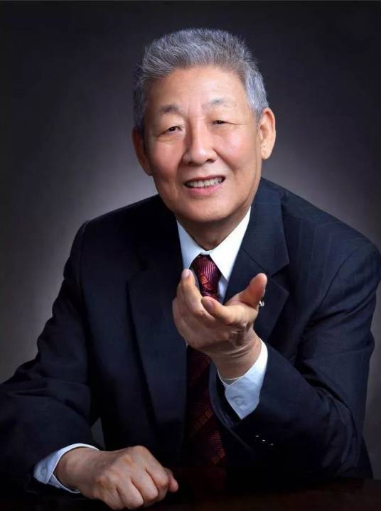 孙家栋（中国科学院院士，运载火箭与卫星技术专家、“共和国勋章”获得者）