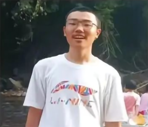 胡鑫宇（江西省上饶市铅山县胡鑫宇失踪案当事人）
