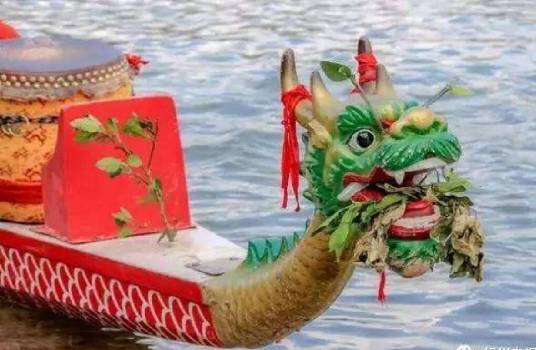 龙舟（上巳节和端午节竞渡用的龙形船）