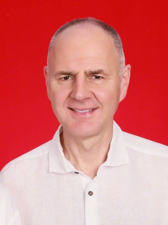 汉斯（金星现任丈夫）