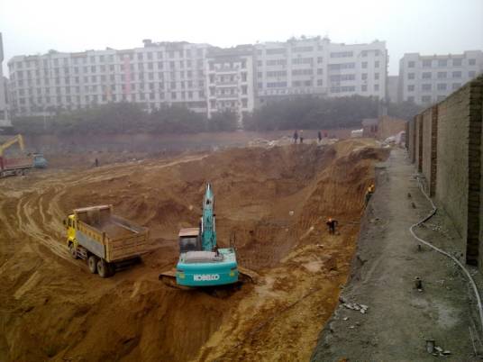 土方工程（建筑工程施工中主要工程之一）