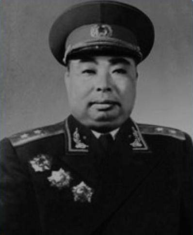 吴法宪（原中国人民解放军副总参谋长兼空军司令员）