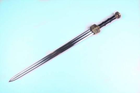 青釭剑（《三国演义》中的宝剑）