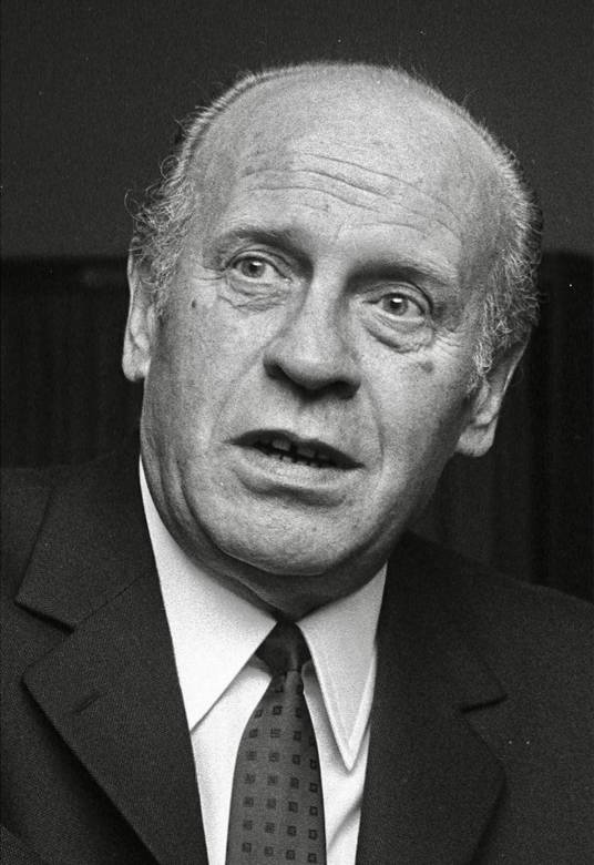 奥斯卡·辛德勒（德国商人、间谍、纳粹党员，电影《辛德勒的名单》原型人物）