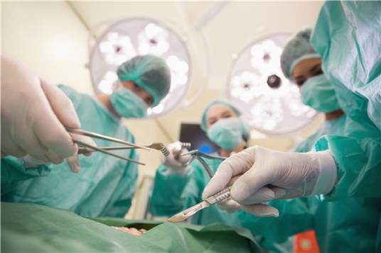 外科医生（职业）