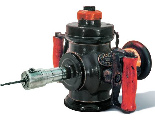 电动工具(通过传动机构来驱动作业工作头的工具)