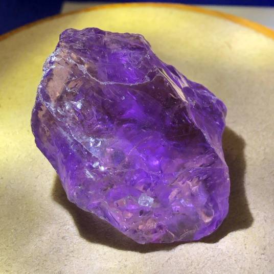 紫晶（紫色水晶）