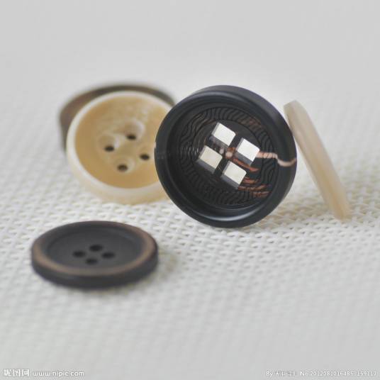 纽扣（服装配件、饰物）