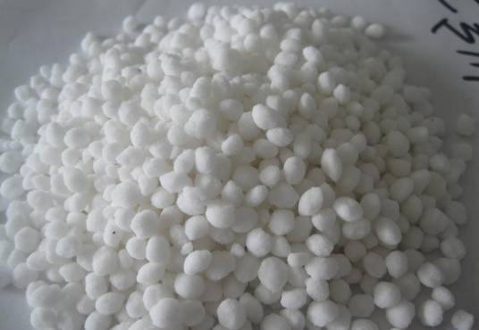 融雪剂（降低冰雪融化温度的药剂）