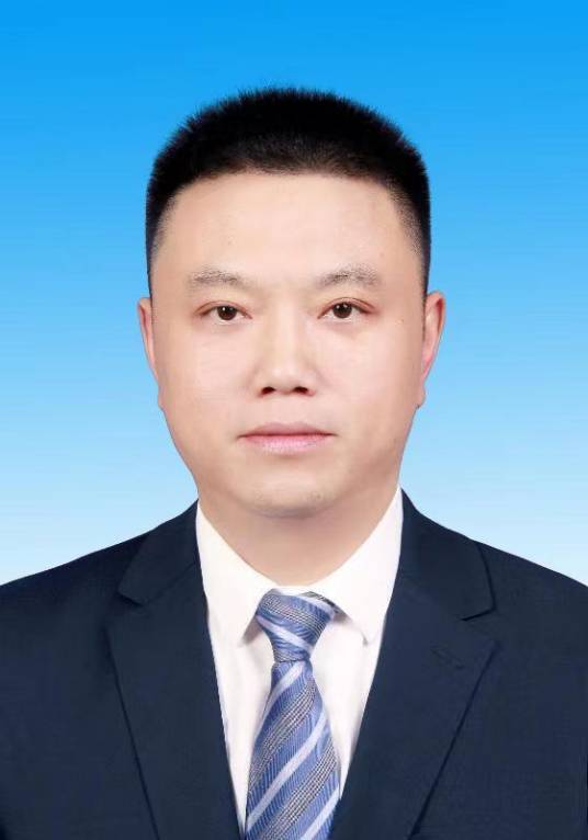 李果(四川省绵阳市统计局党组书记、局长,市发展改革委党组副书记)