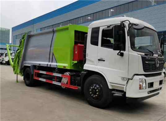 垃圾清运车