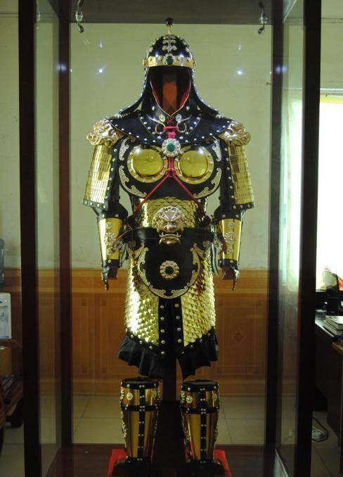 铠甲（古代战士防身装具）